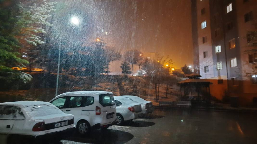 Konya özlediği kışı baharda yaşıyor 26